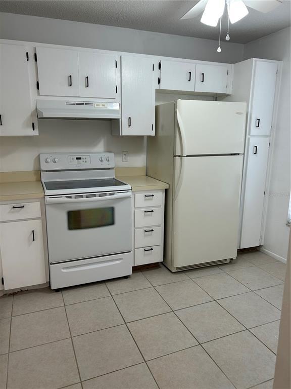 Building Photo - 1138 Dover Ct