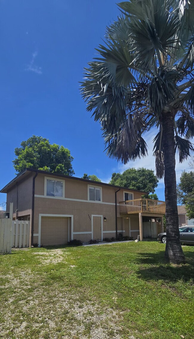 Building Photo - 8442 Trillium Rd