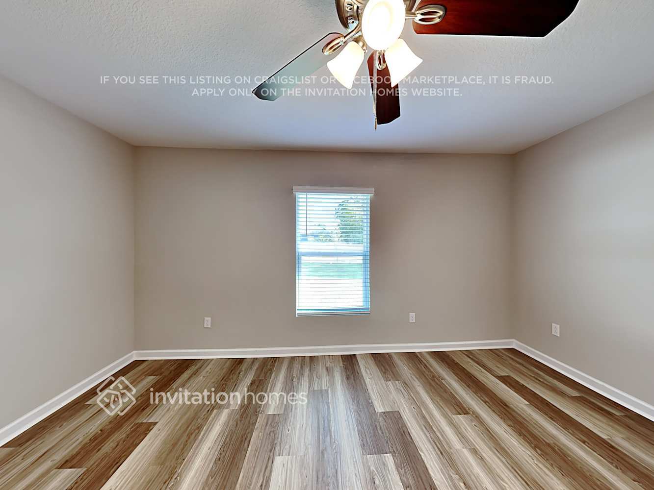 Building Photo - 1421 SW Hibiscus St