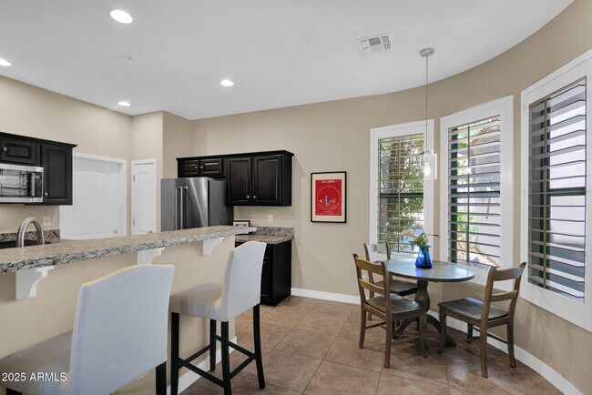 Building Photo - 19550 N Grayhawk Dr