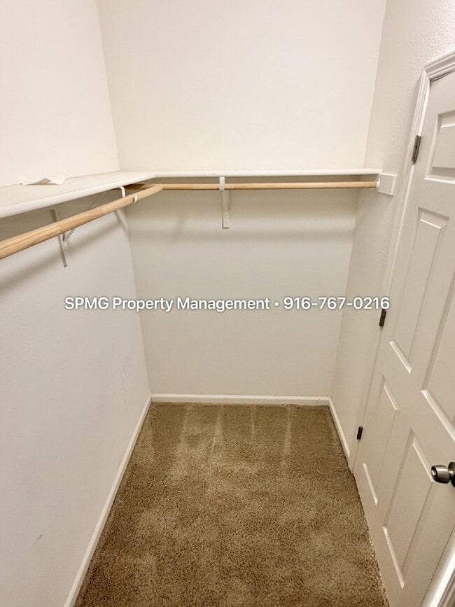 Building Photo - Beautifully Maintained 3 Bed / 2.5 Bath Home in South Natomas — New Appliances & Community Amenit...