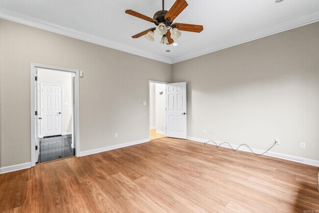 Building Photo - 3005 Mossy Creek Dr