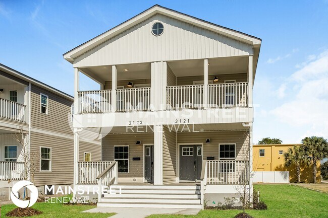 Building Photo - 3121 4th Ave S