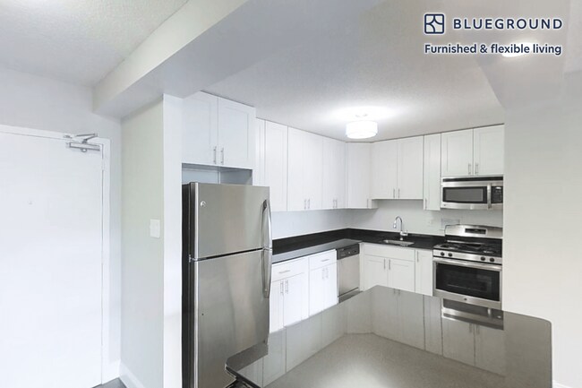 Building Photo - 2111 Richmond Hwy