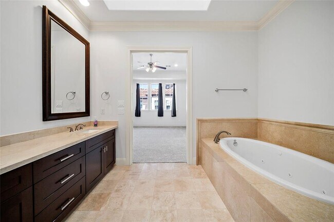 Building Photo - 3921 Gramercy St