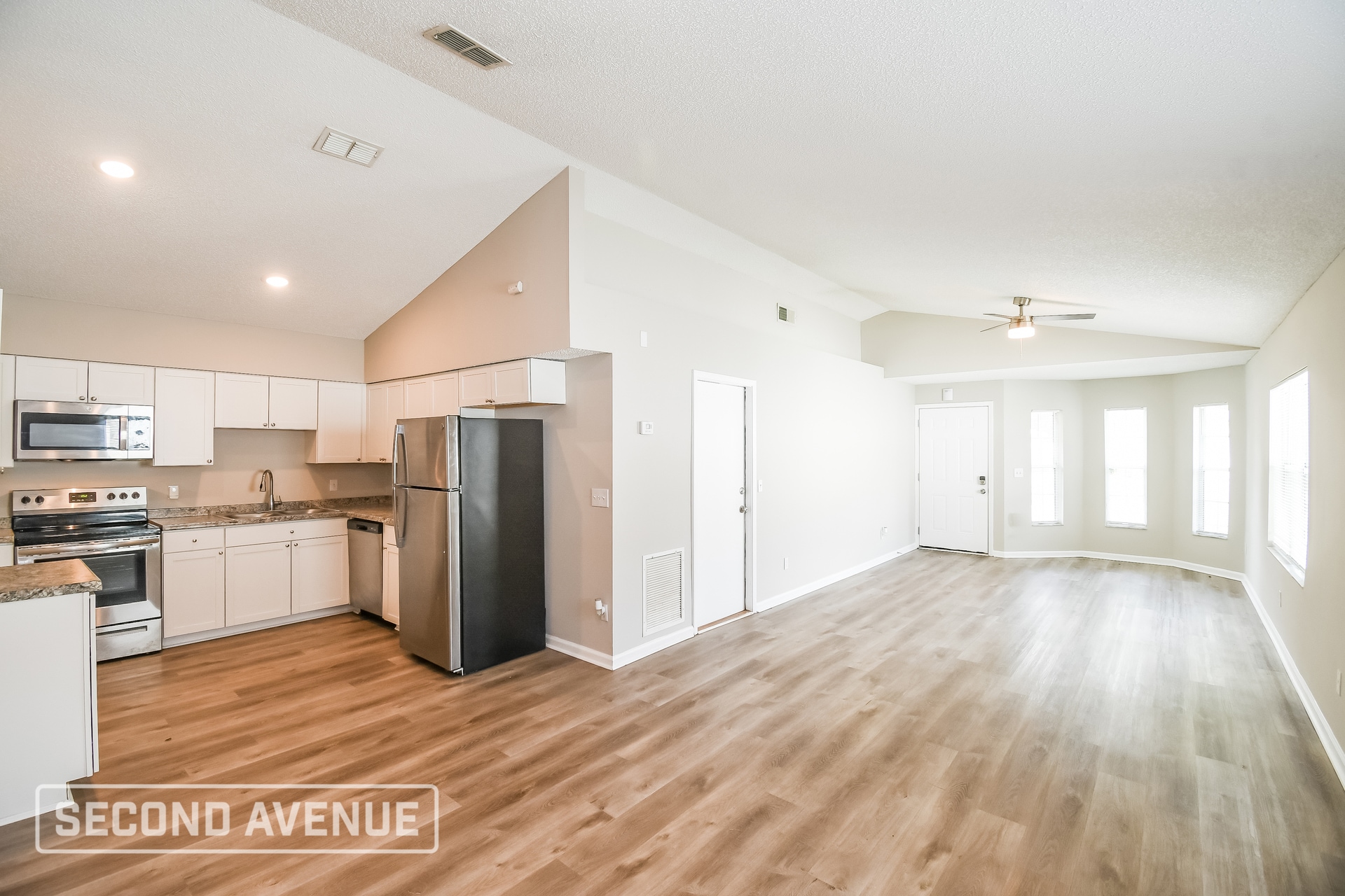 Building Photo - 6114 Delmar Pl