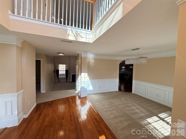 Building Photo - 5219 Sunriver Rd