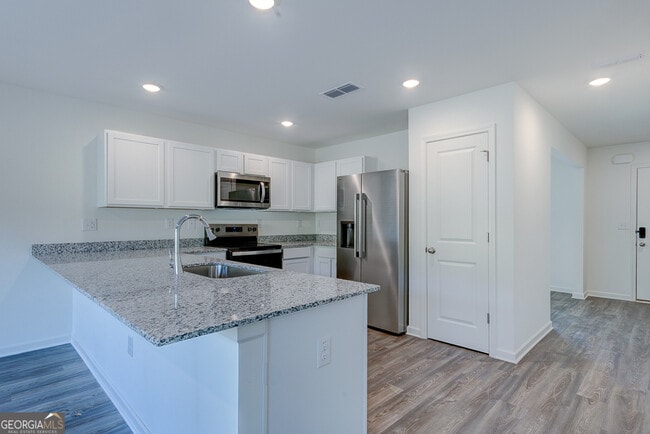 Building Photo - 322 Foxtrot Trl