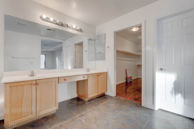 Building Photo - 3637 Pinnate Dr