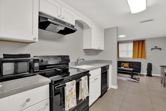 Building Photo - 4903 Wales St