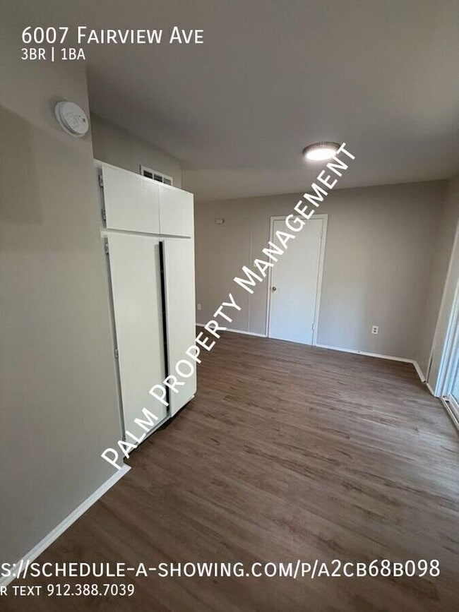 Building Photo - 6007 Fairview Ave