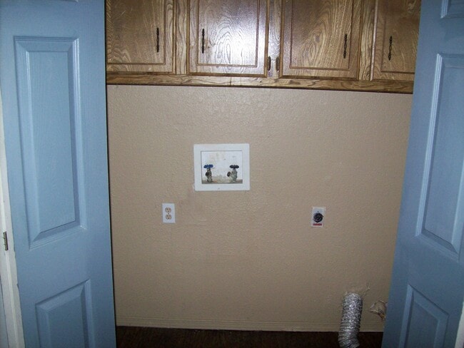 Building Photo - 12507 SW 2nd St