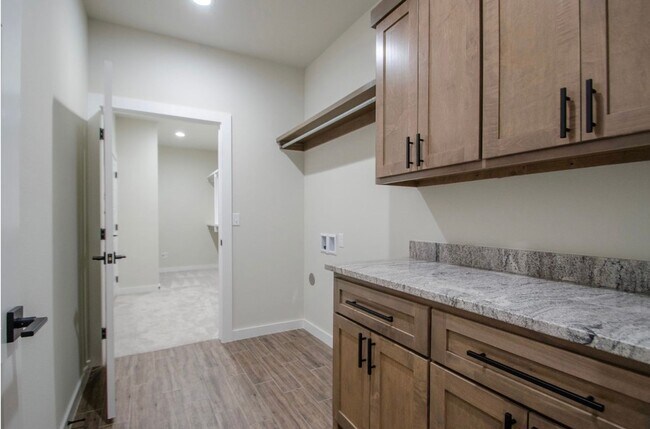 Building Photo - Gorgeous Newer Construction 4 Bedroom Home...