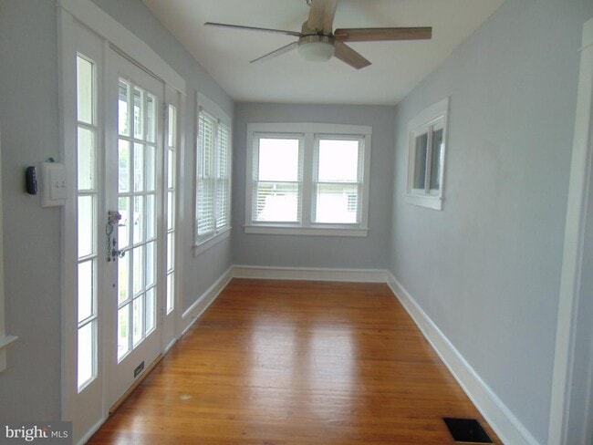 Building Photo - 316 Bowers Ave