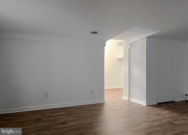 Building Photo - 37117 Moore Rd