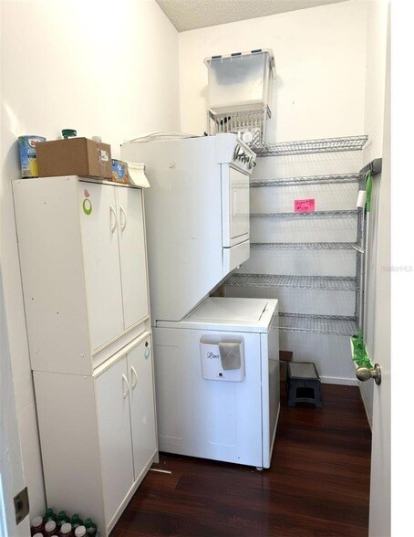 Building Photo - 731 Masterpiece Dr