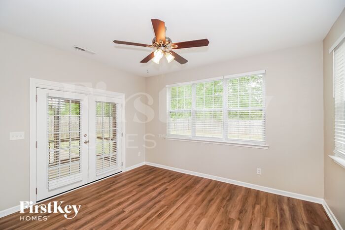 Building Photo - 13510 Delstone Dr