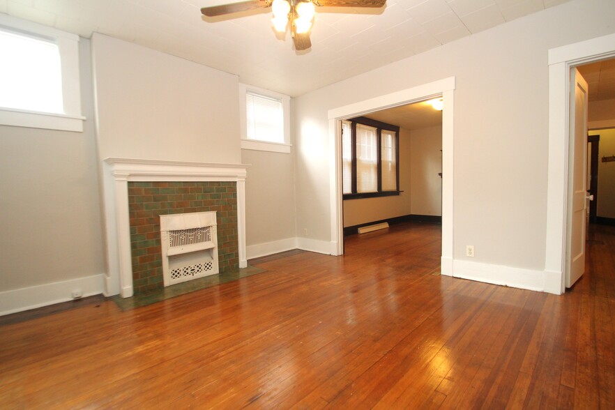 Building Photo - 5127 Liberty Ave