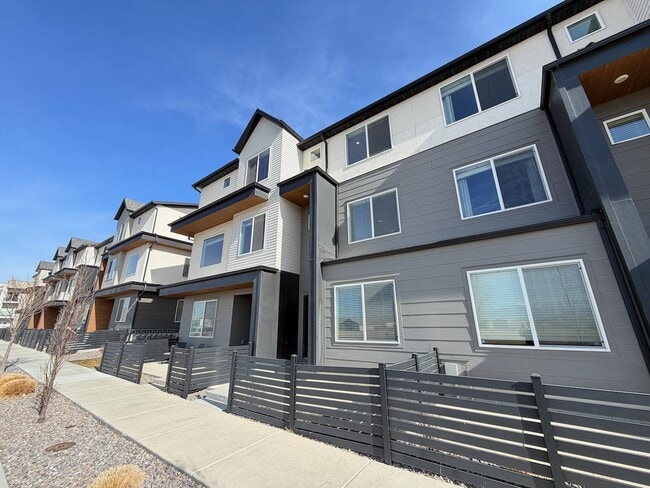 Building Photo - 324 S 1150 W