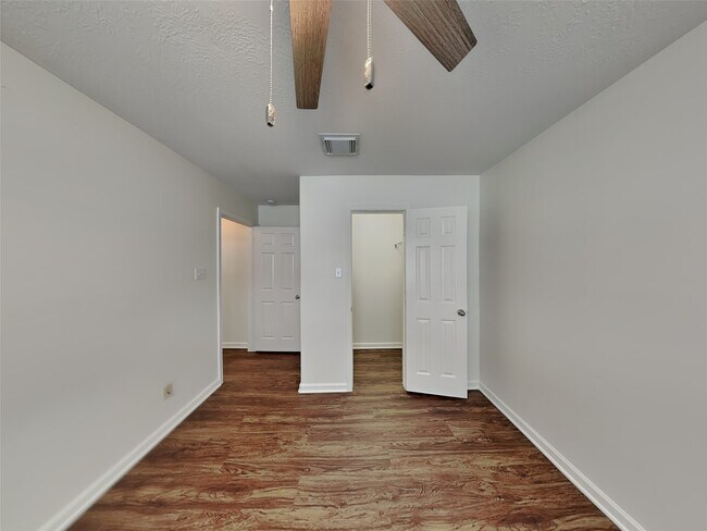 Building Photo - 15831 Aldridge Creek Ct