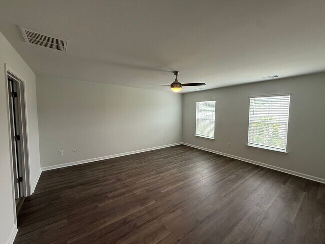 Building Photo - Murrells Inlet - 3 Bedroom / 2.5 Bathroom Home