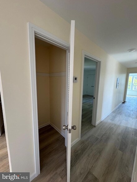 Building Photo - 109 E Park Ave