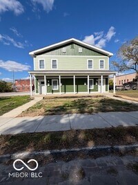 Building Photo - 20 Schiller St