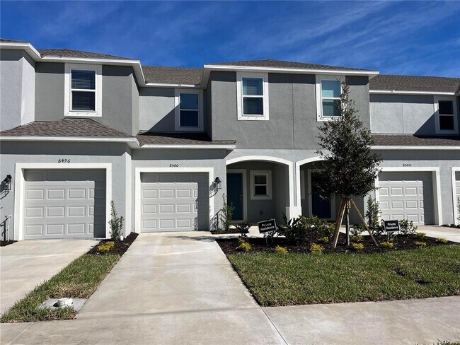 Building Photo - 8500 Lunar Skye St