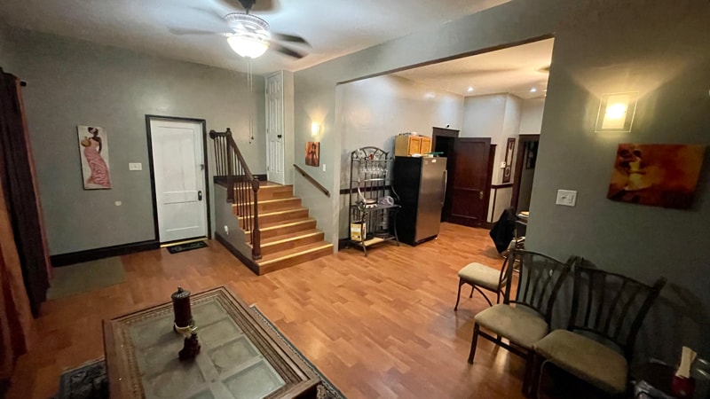 Building Photo - 1721 Clarendon Ave