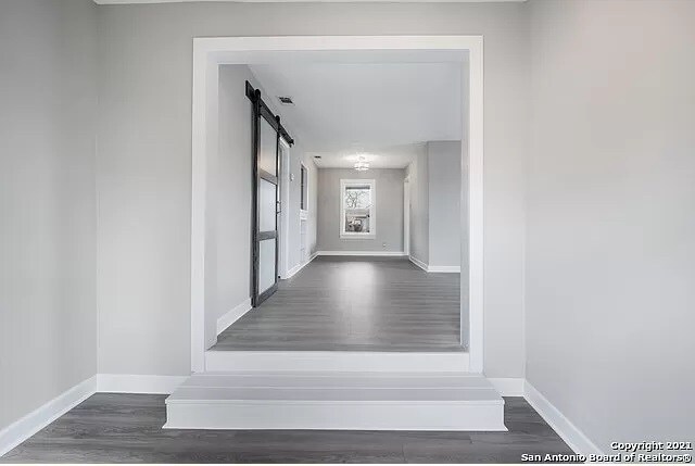 Building Photo - 1818 W Ridgewood Ct