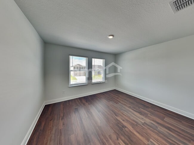 Building Photo - 14628 Cedar Ml Dr