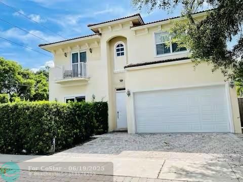 Primary Photo - 700 SW 8th Way