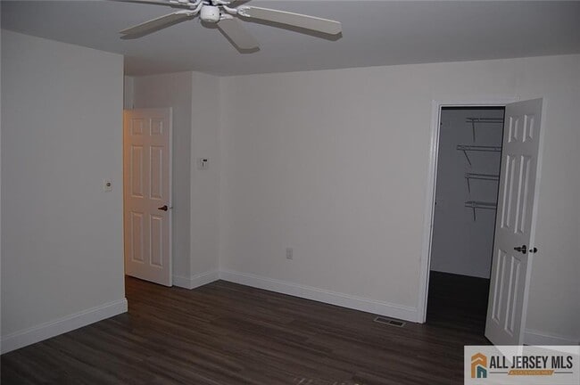 Building Photo - 124 Concordia Cir