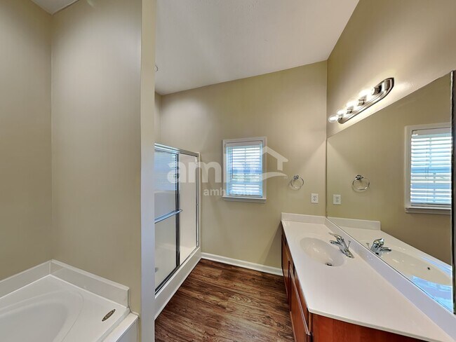 Building Photo - 2018 Fiona Way