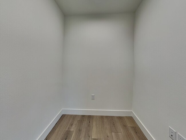 Building Photo - 3890 Sand Lily Ln