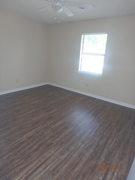 Building Photo - 218 Wyndham Cir