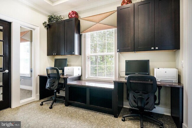 Building Photo - 446 Santa Fe Ct