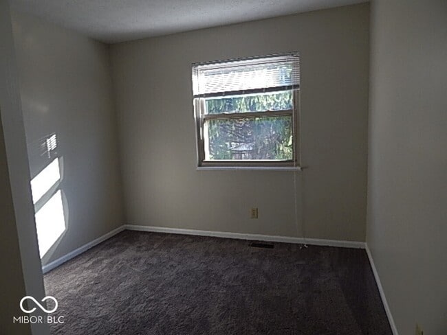 Building Photo - 561 Boonesboro Rd