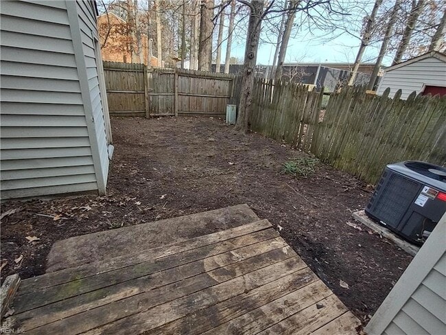 Building Photo - 2043 Allison Dr