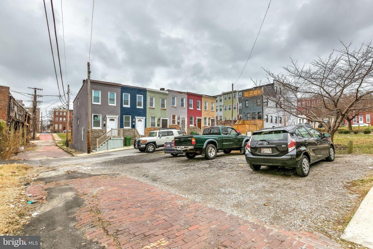 Building Photo - 411 McAllister St