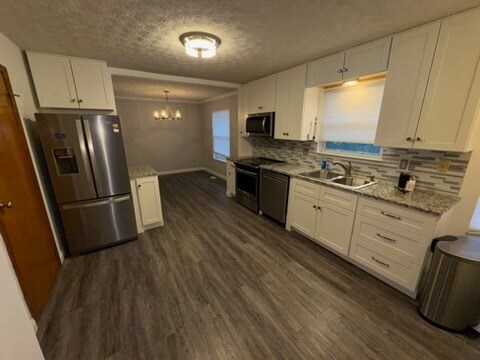 Building Photo - 2459 Breathstone Dr