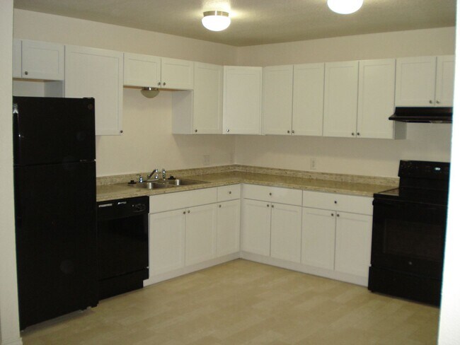 Building Photo - 1402 Pima Trail