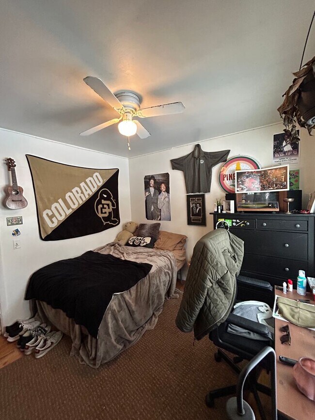 Building Photo - 3 Blocks from CU! Great South Boulder Loca...