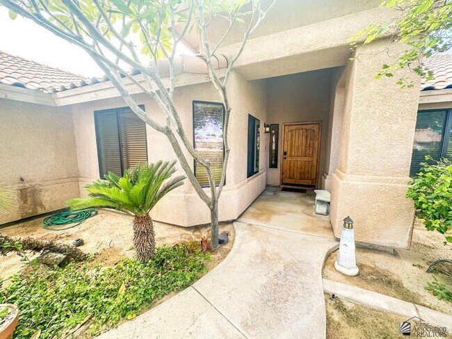 Building Photo - 3064 S 47th Ave