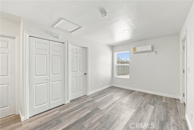 Building Photo - 10646 S Wilton Pl