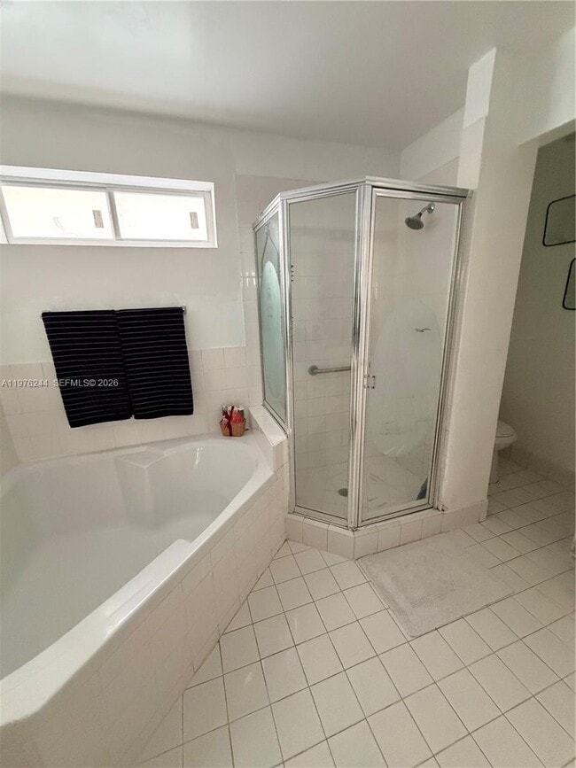 Building Photo - 14712 SW 123rd Ave