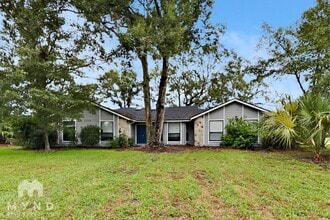 Building Photo - 3315 Blackfoot Trail S