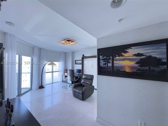 Building Photo - 17111 Biscayne Blvd