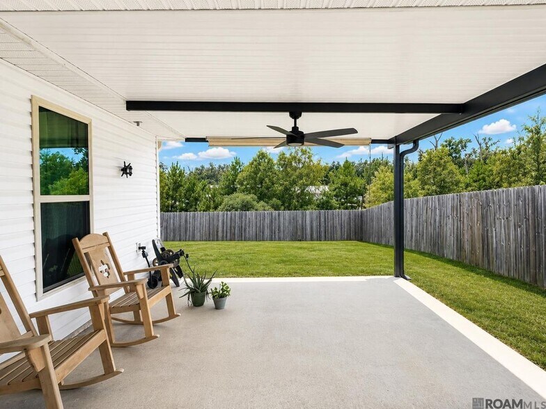 Building Photo - 18311 Terraceside Dr