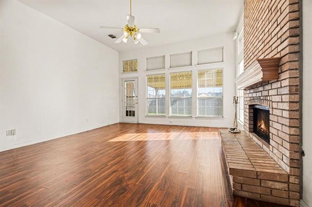 Building Photo - 1005 Creek Bend